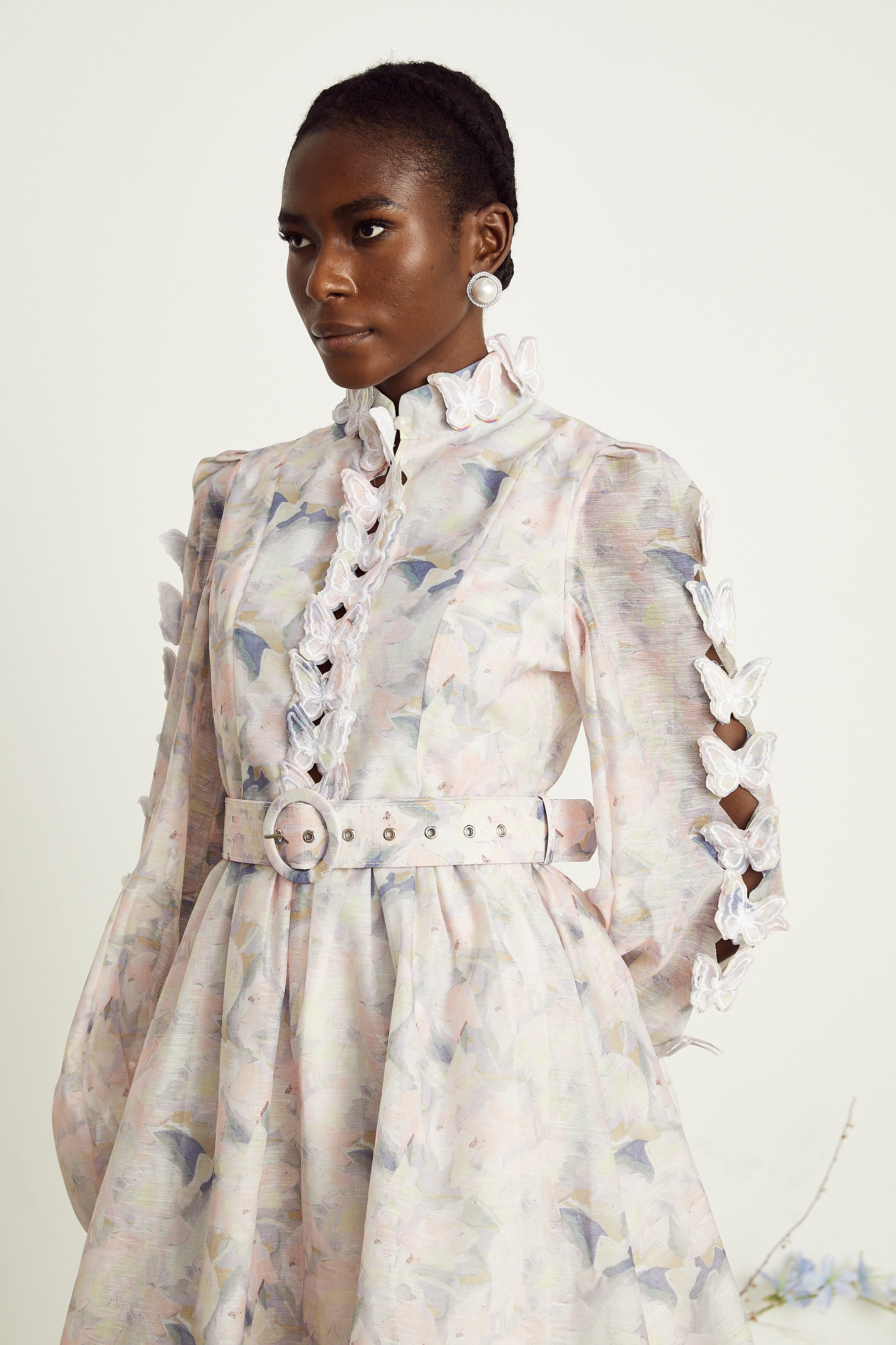 Victoire 3D çiçekli mini elbise