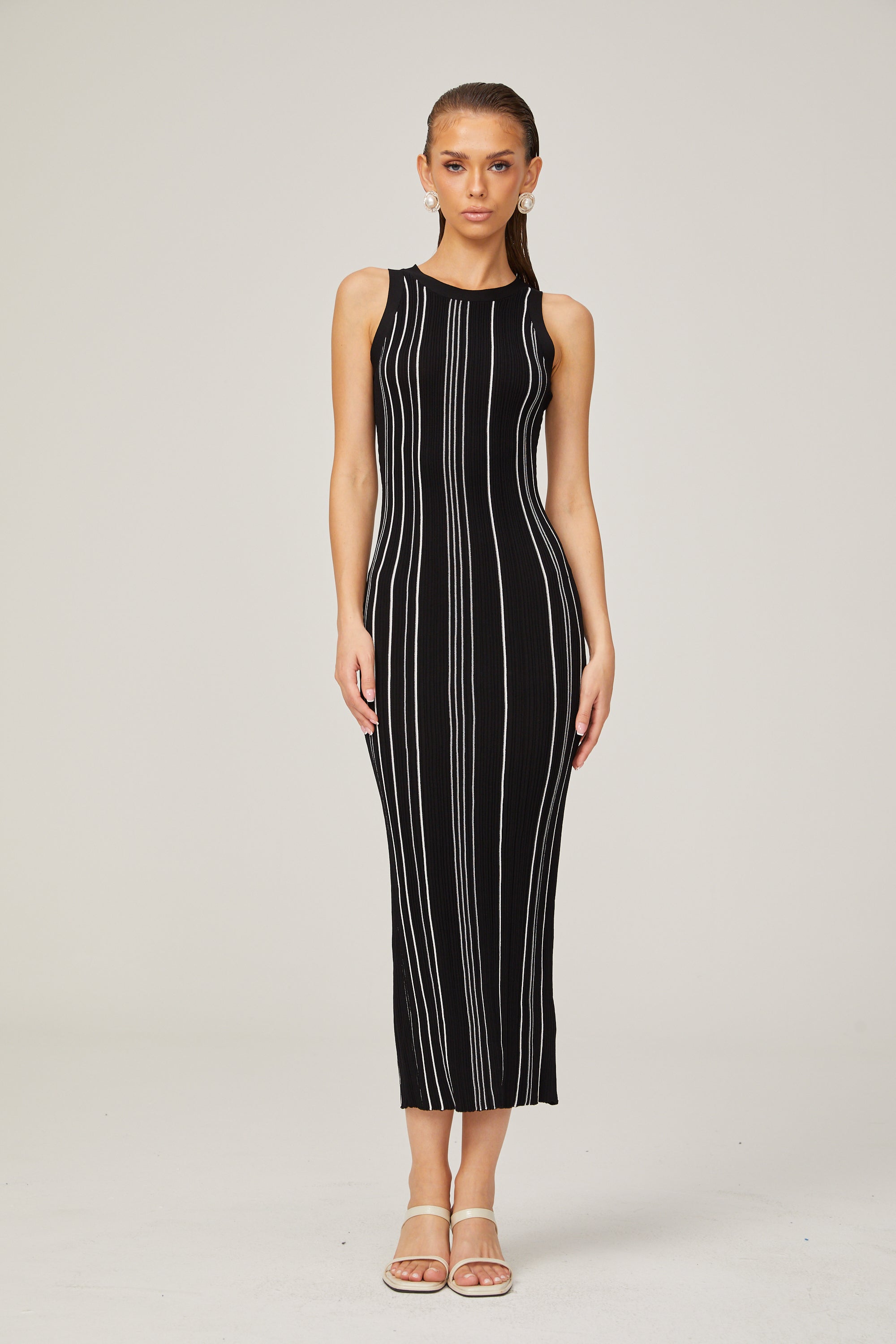 Gabrielle süslemeli örgü midi elbise