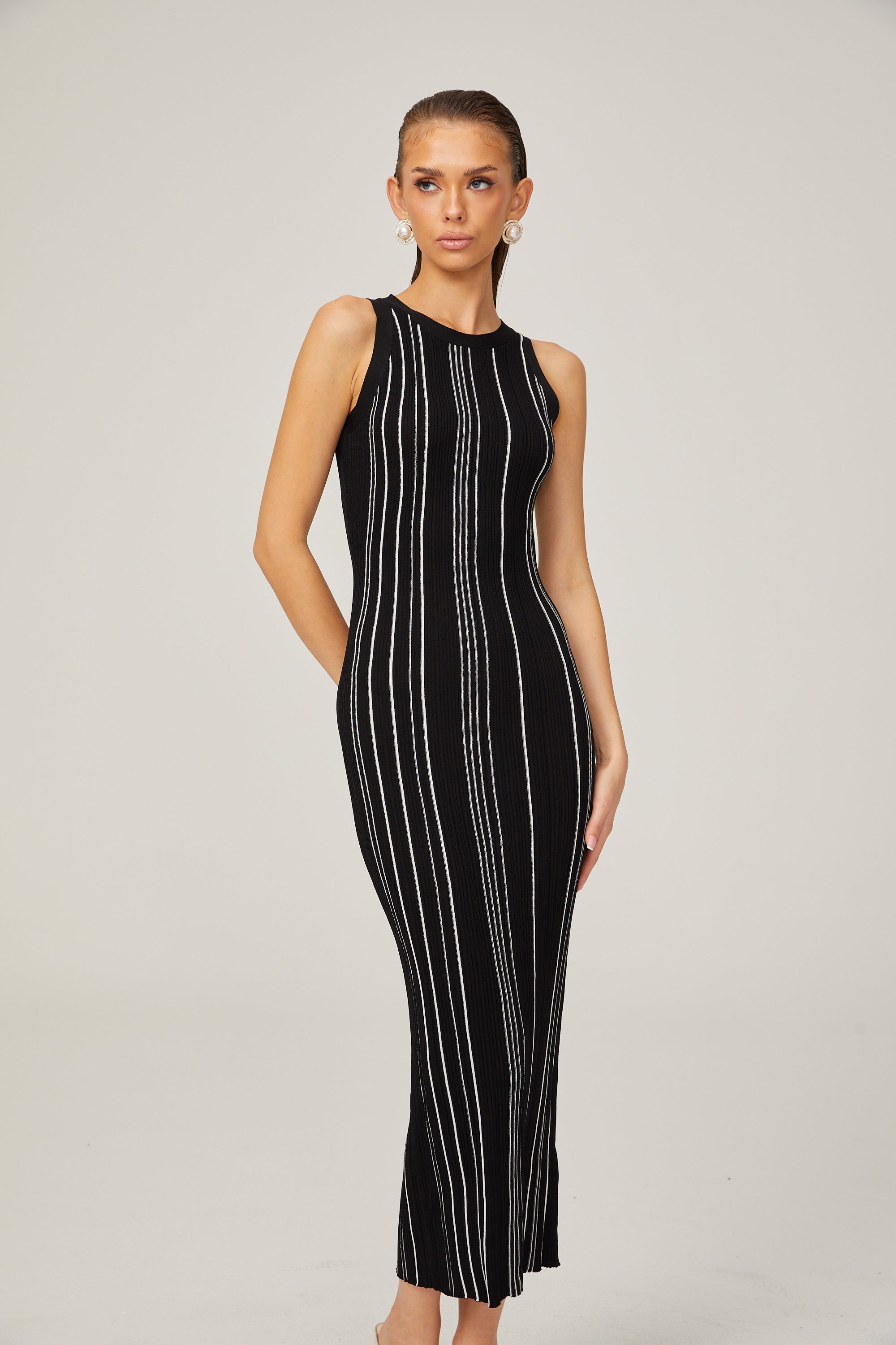 Gabrielle süslemeli örgü midi elbise