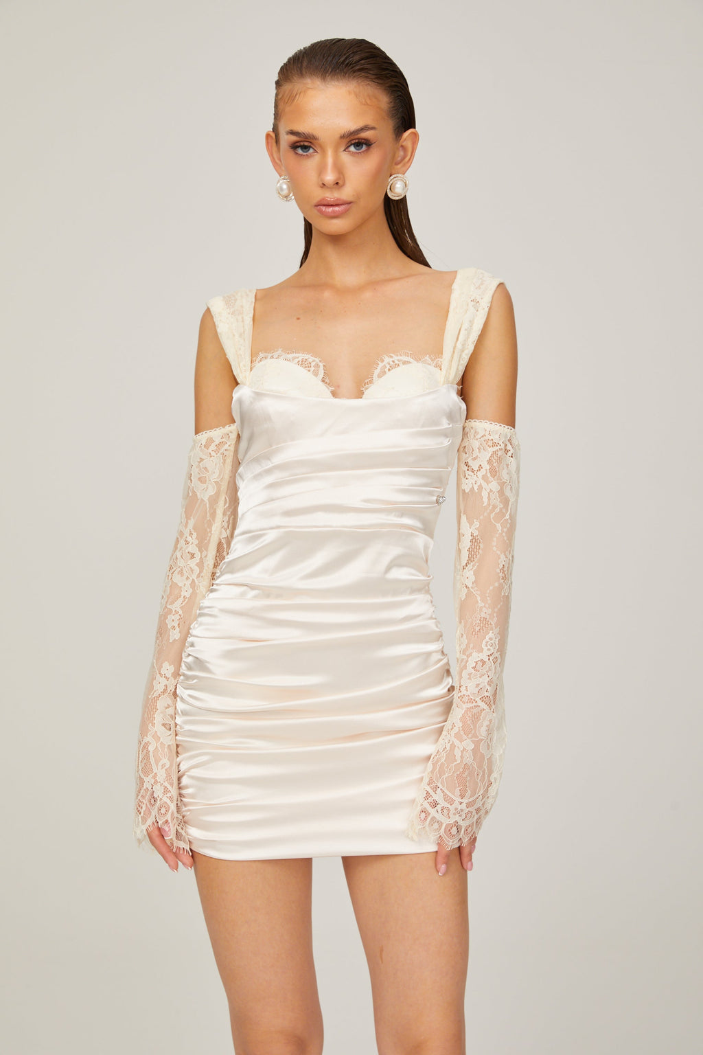 Isabeau dantel mini elbise