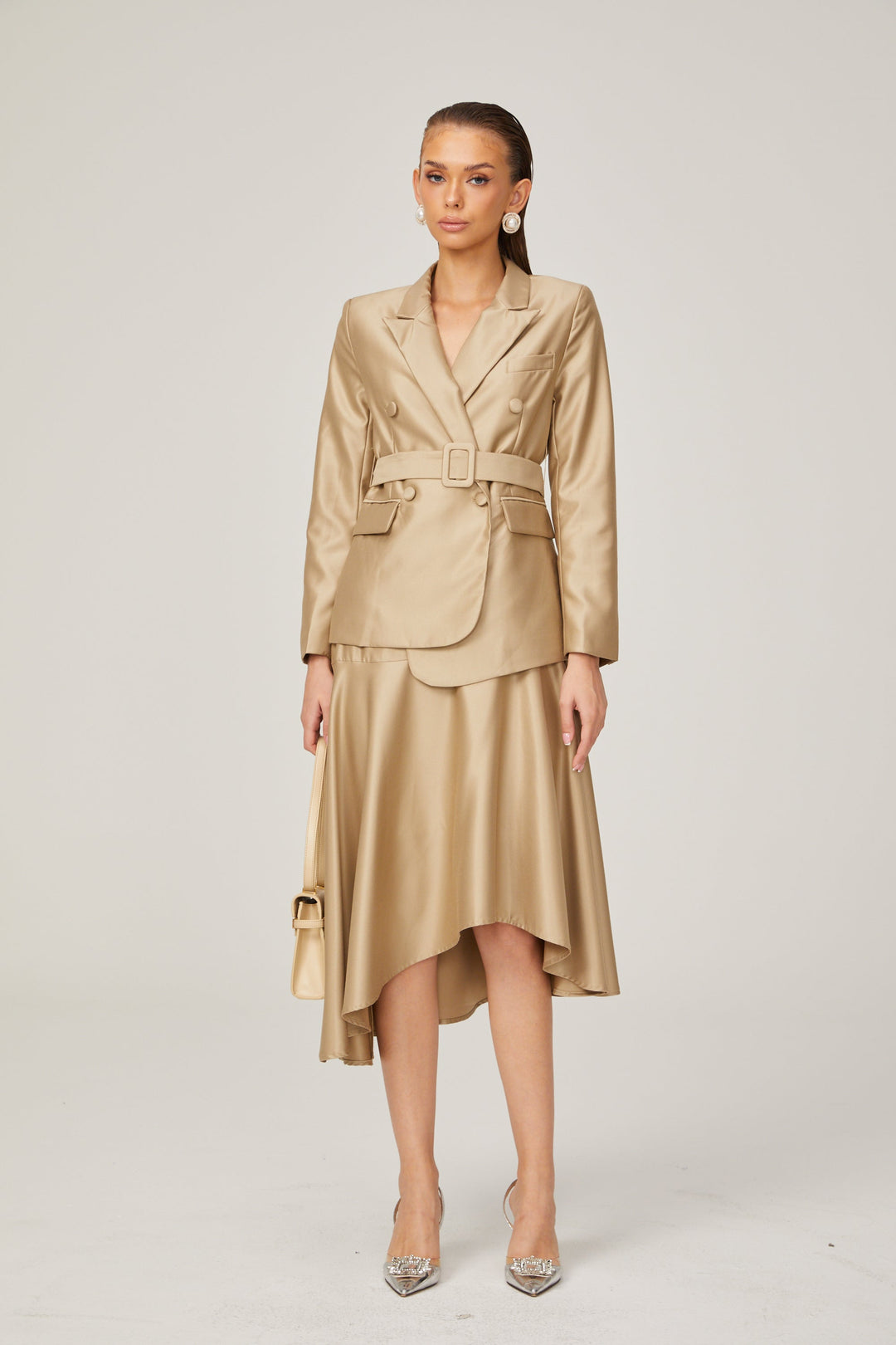 Camille Şampanya Rengi Saten Görünümlü Blazer ve Etek Takımı