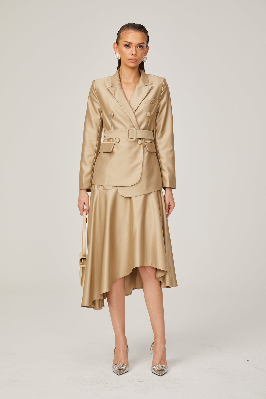 Camille Şampanya Rengi Saten Görünümlü Blazer ve Etek Takımı