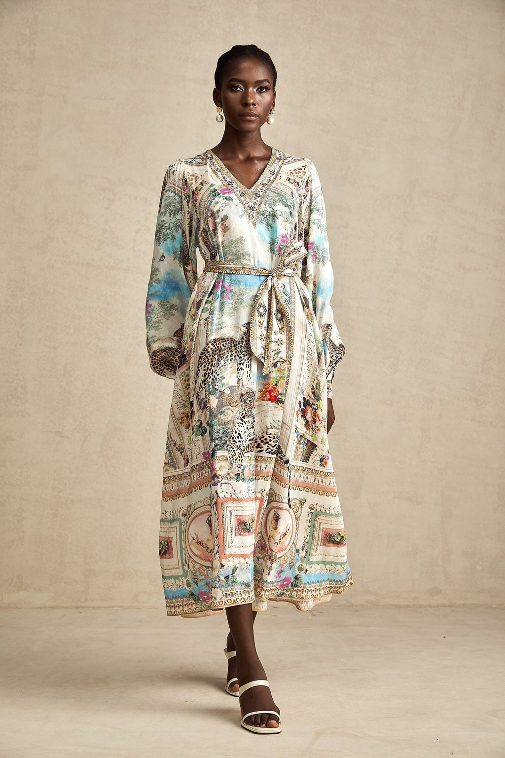 Kemerli V Yaka Midi Elbise