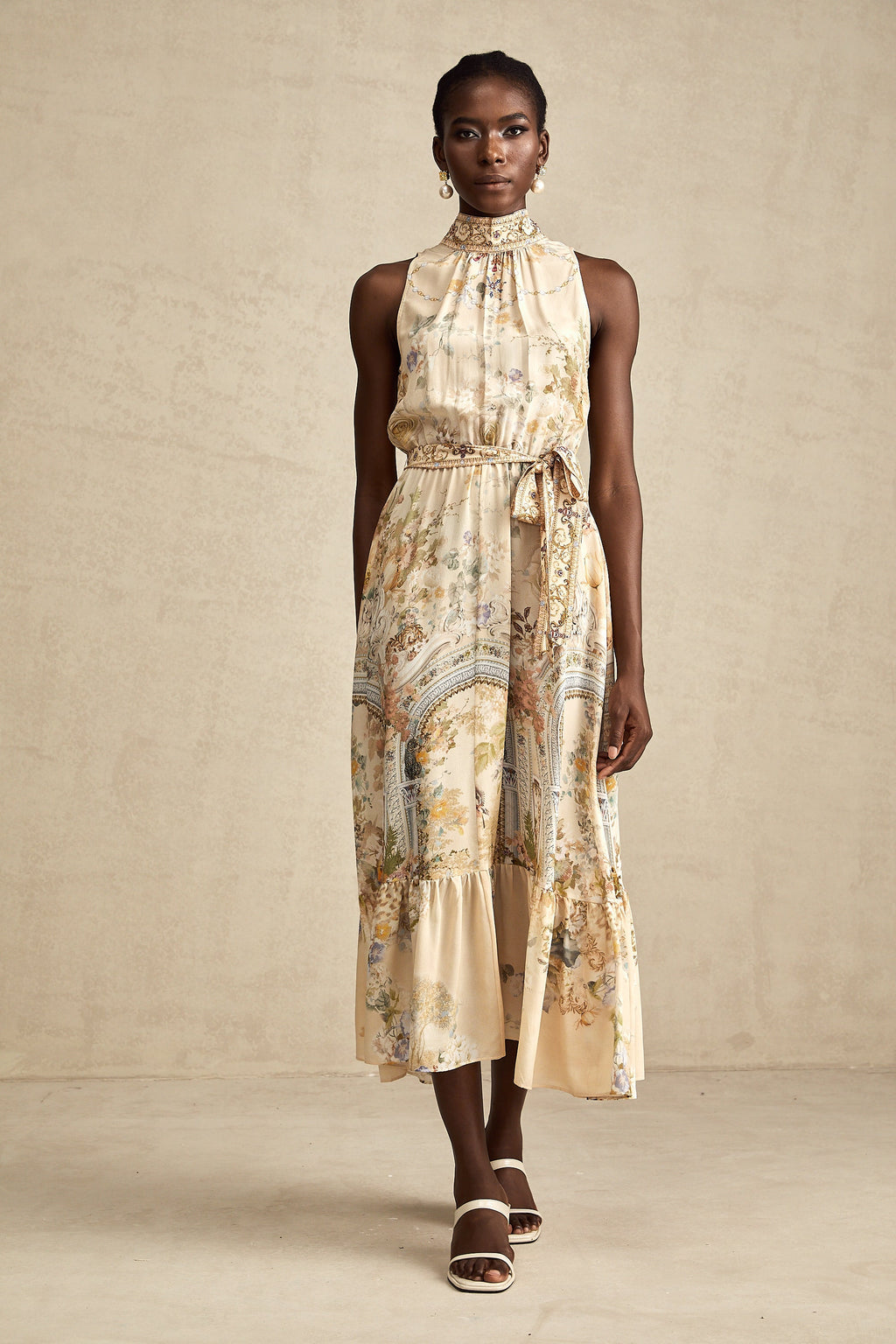 Grafik Desenli Kolsuz Midi Elbise