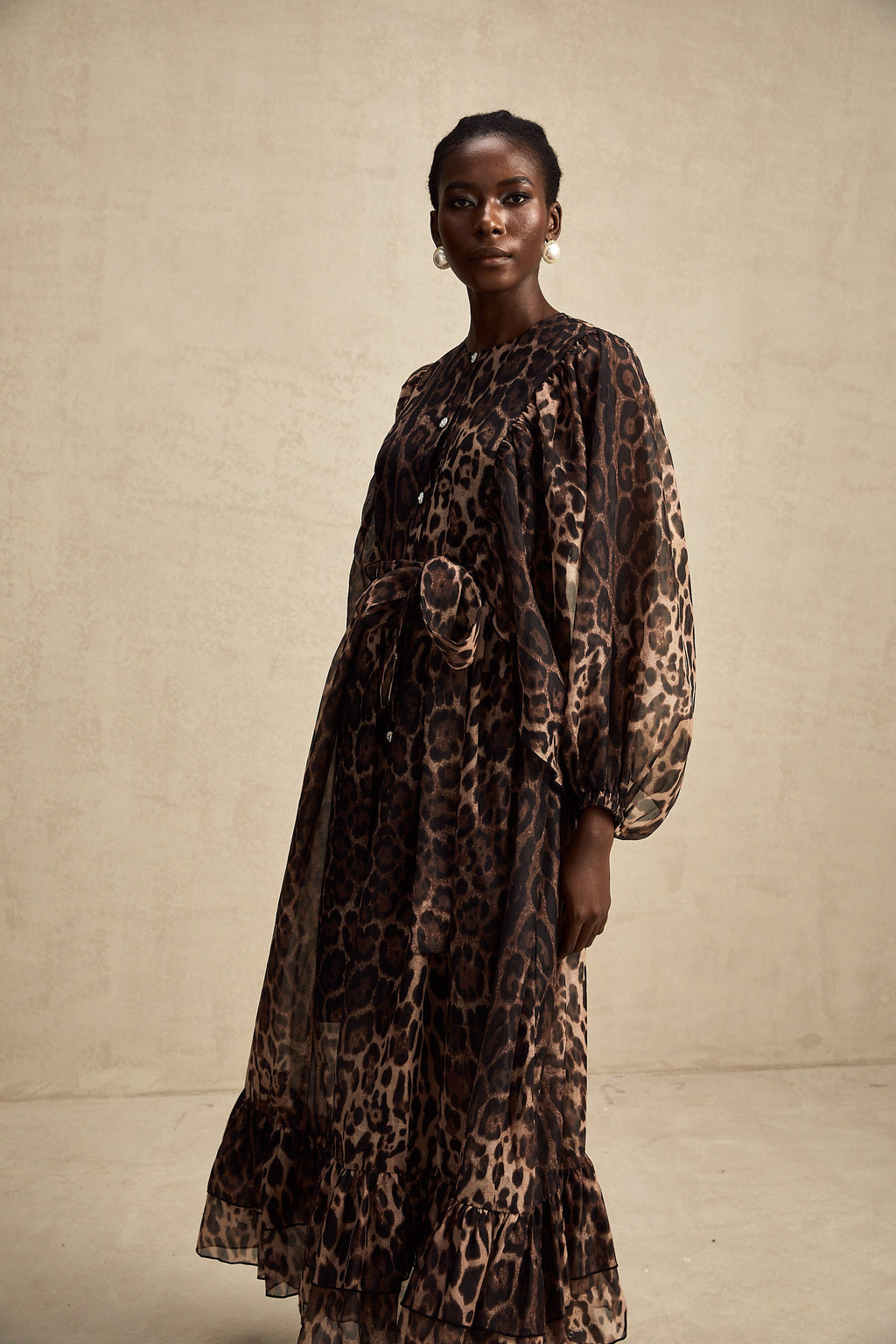 Gisèle leopar midi elbise