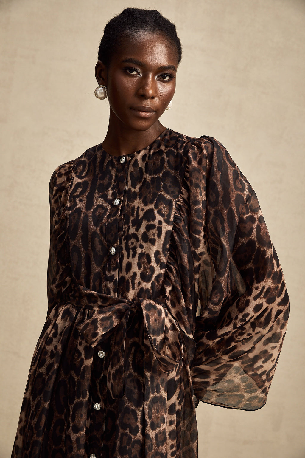 Gisèle leopar midi elbise