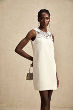 Tüvit İşlemeli Mini Elbise