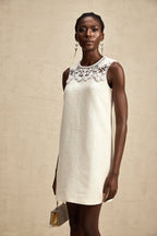 Tüvit İşlemeli Mini Elbise