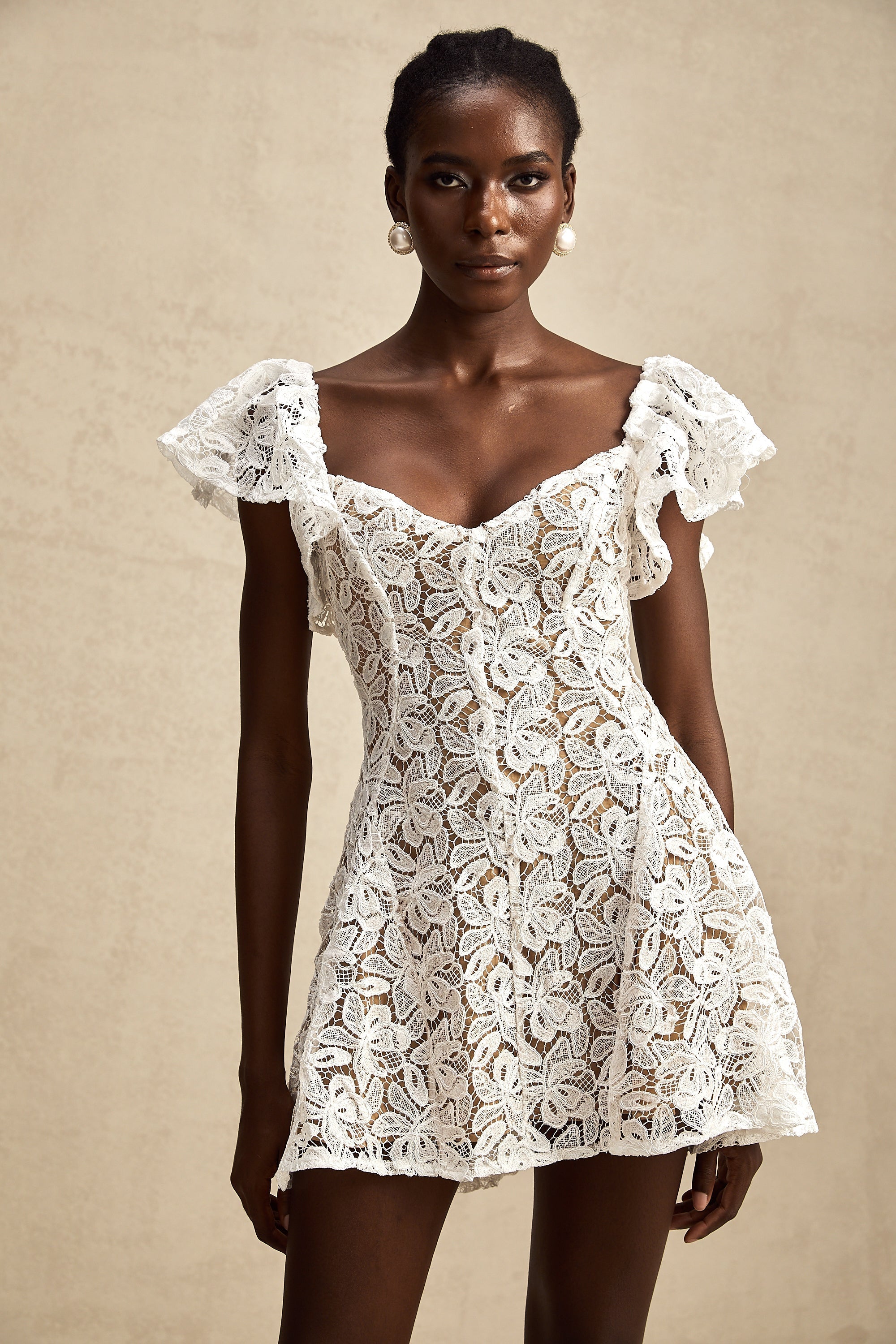 Fırfır Kollu Dantel Mini Elbise