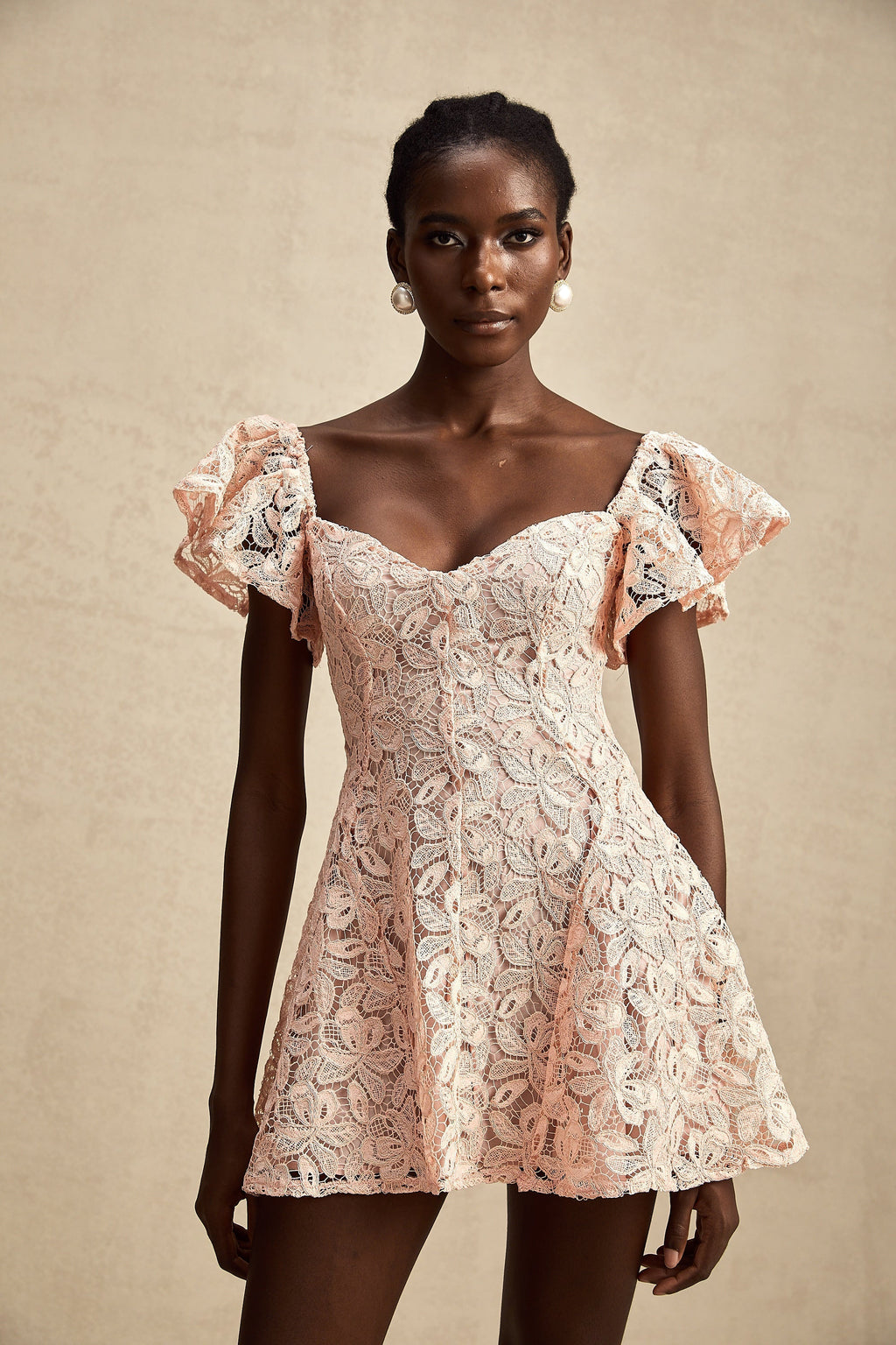 Fırfır Kollu Dantel Mini Elbise