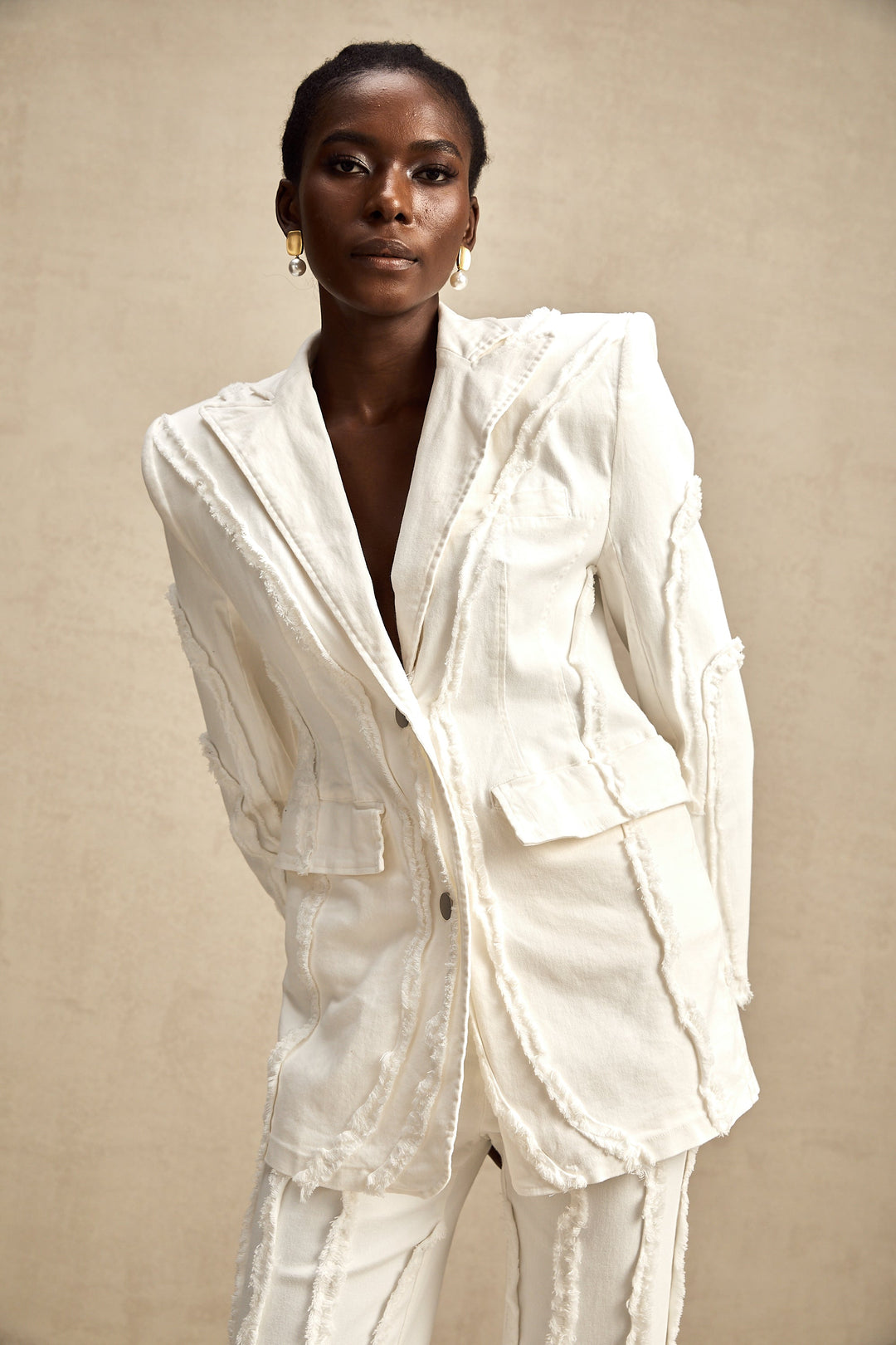 Yıpranmış Ceket Ve Pantolon Uyumlu Takım