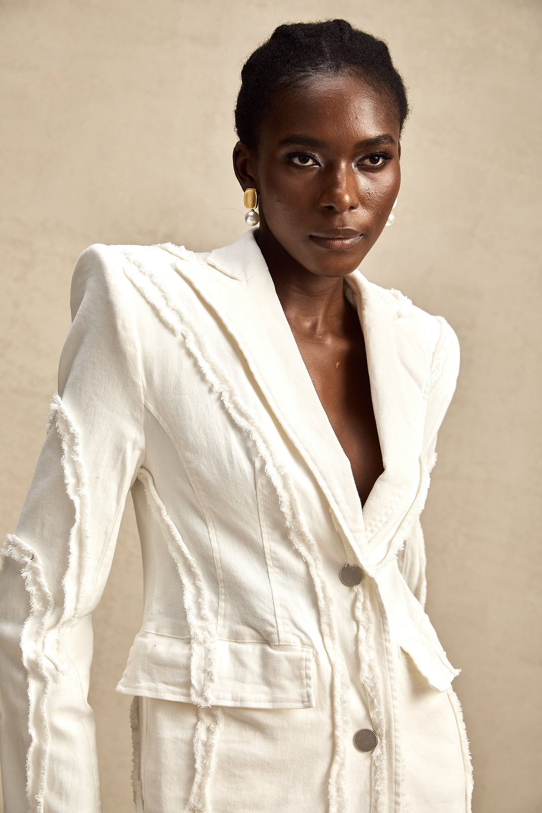 Yıpranmış Ceket Ve Pantolon Uyumlu Takım