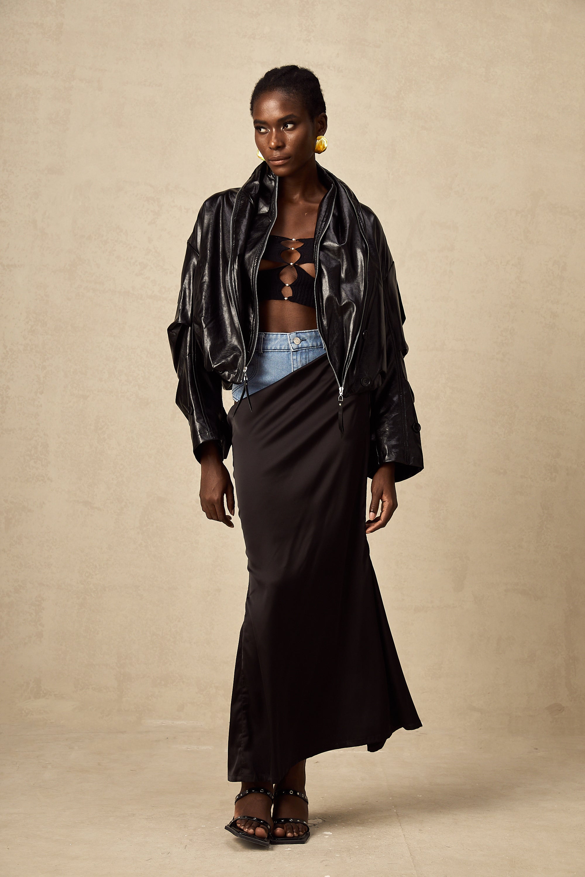 Virginie crop Mont