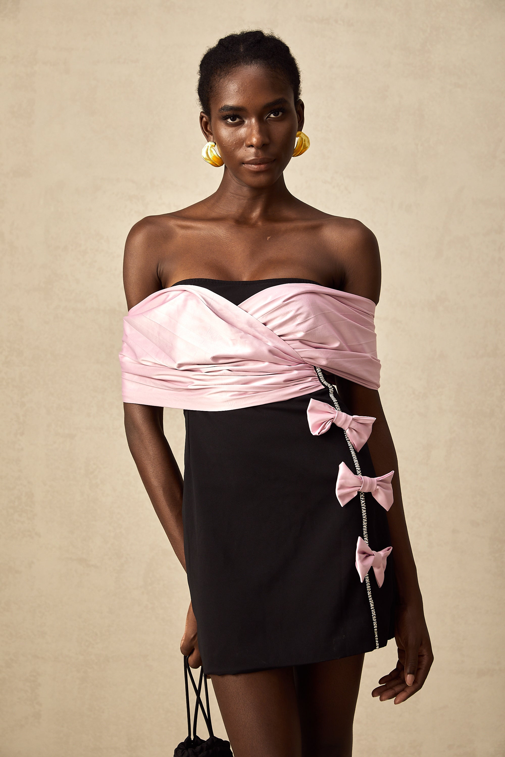 Fiyonk Süslemeli Mini Elbise