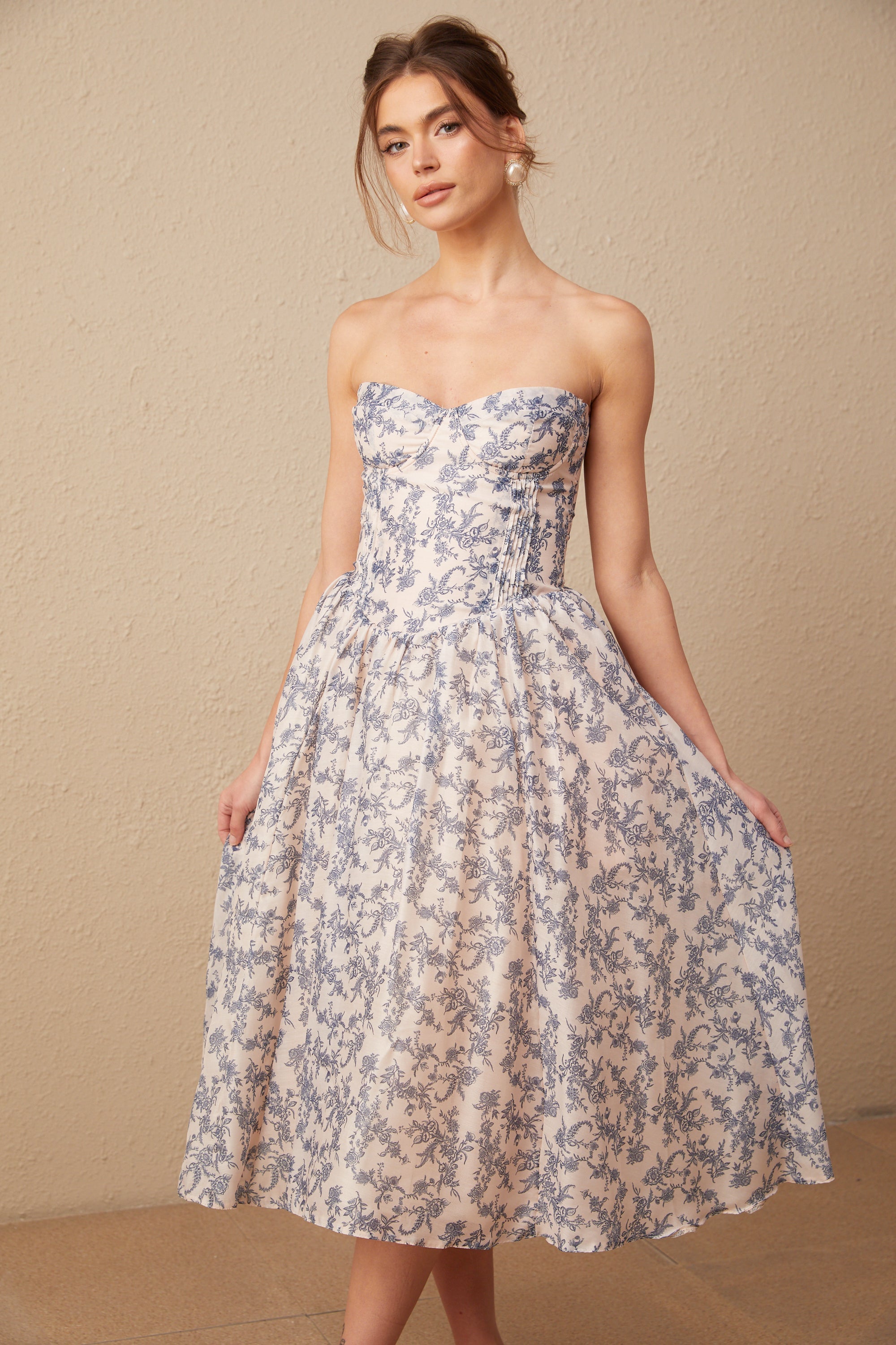 Fanny Çiçek Desenli Omzu Açık Midi Elbise