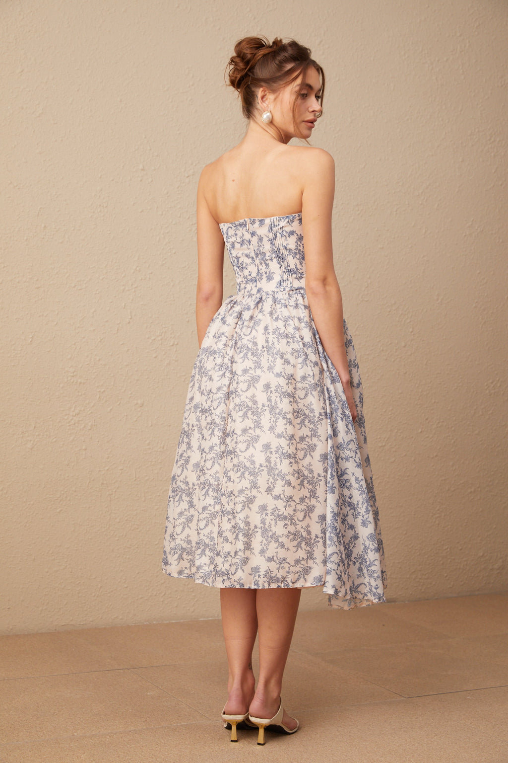 Fanny Çiçek Desenli Omzu Açık Midi Elbise