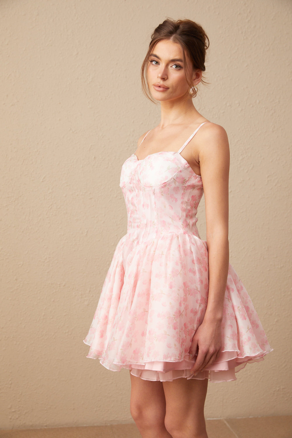 Thérèse Pembe Çiçek Desenli Kabartmalı Mini Elbise