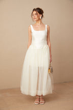 Lucie beyaz saten tül panelli maxi elbise