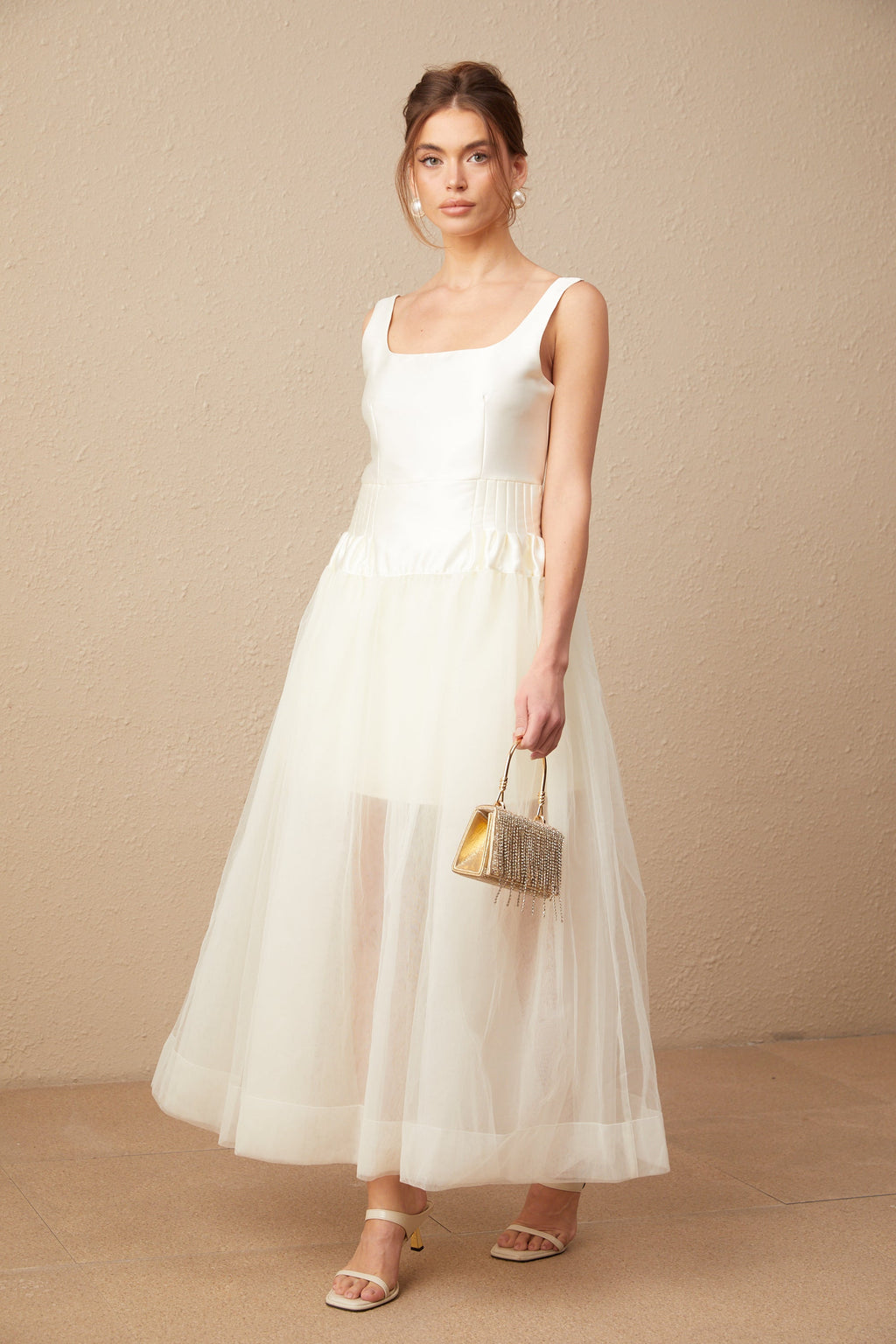 Lucie beyaz saten tül panelli maxi elbise