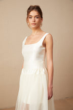 Lucie beyaz saten tül panelli maxi elbise