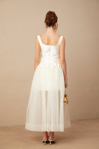 Lucie beyaz saten tül panelli maxi elbise