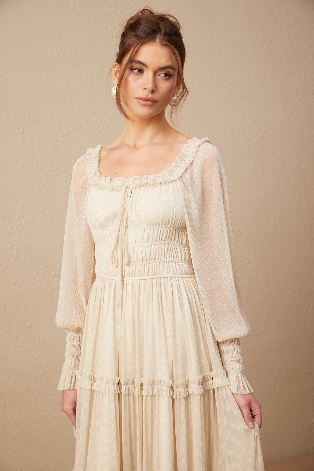 Camille Pileli ve Büzgülü Metalik Midi Elbise