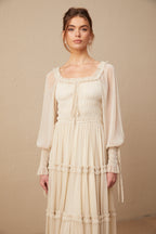 Camille Pileli ve Büzgülü Metalik Midi Elbise