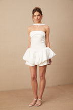 Olivia beyaz halter yaka volanlı mini elbise