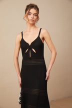 Margot Kesik Detaylı Şişkin Etek Uçlu Triko Midi Elbise