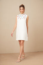 Élise Beyaz Kristal Büyük Fiyonk Detaylı Kolsuz Mini Elbise