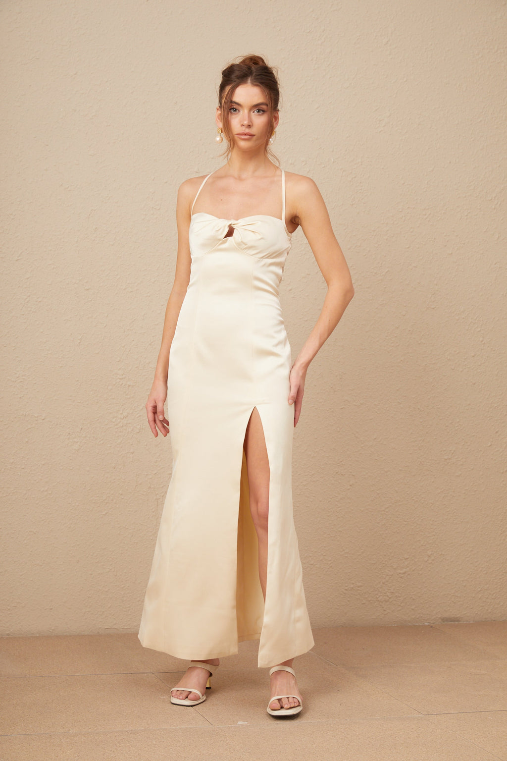 Estelle Büstiyer Detaylı Bükümlü Saten Maxi Elbise