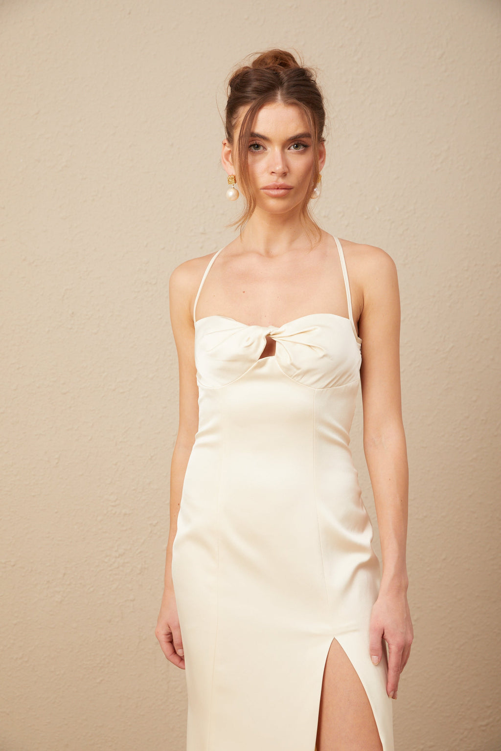 Estelle Büstiyer Detaylı Bükümlü Saten Maxi Elbise