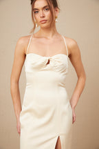 Estelle Büstiyer Detaylı Bükümlü Saten Maxi Elbise