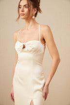 Estelle Büstiyer Detaylı Bükümlü Saten Maxi Elbise