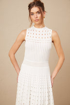 Charlotte Beyaz Kolsuz Kesik Detaylı Triko Midi Elbise