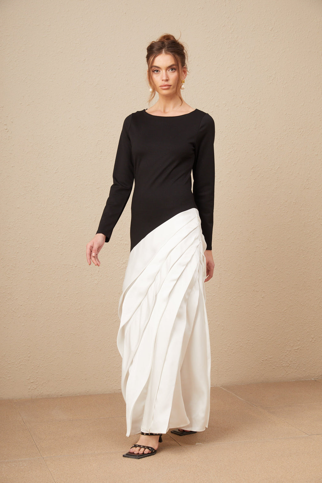 Sofia renk bloklu plise maxi elbise