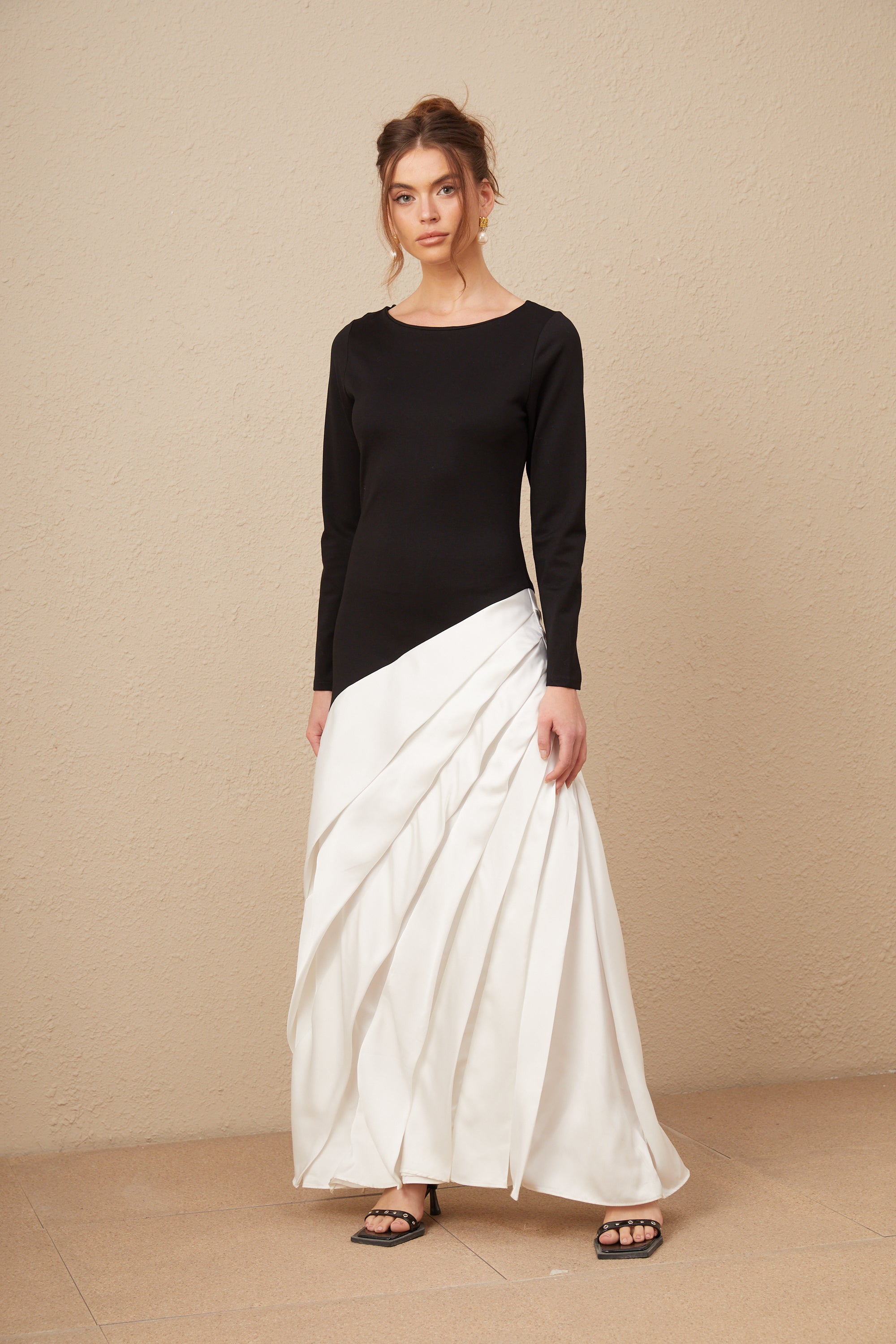 Sofia renk bloklu plise maxi elbise