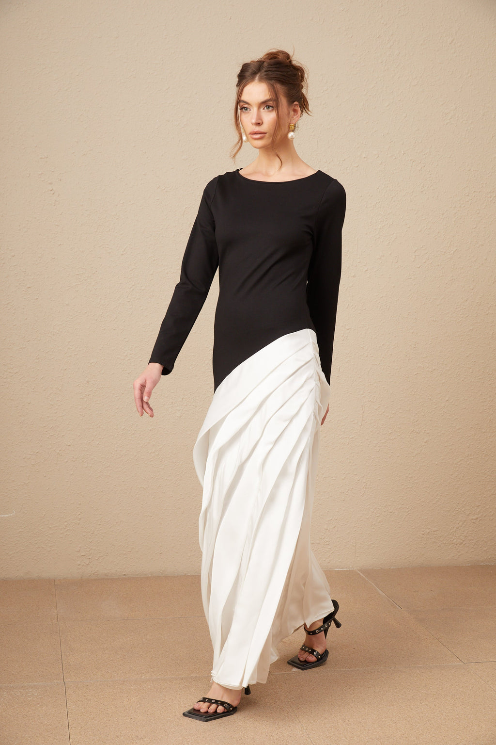 Sofia renk bloklu plise maxi elbise