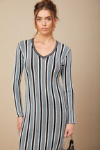 Delphine Dikey Çizgi Desenli Triko Maksi Elbise