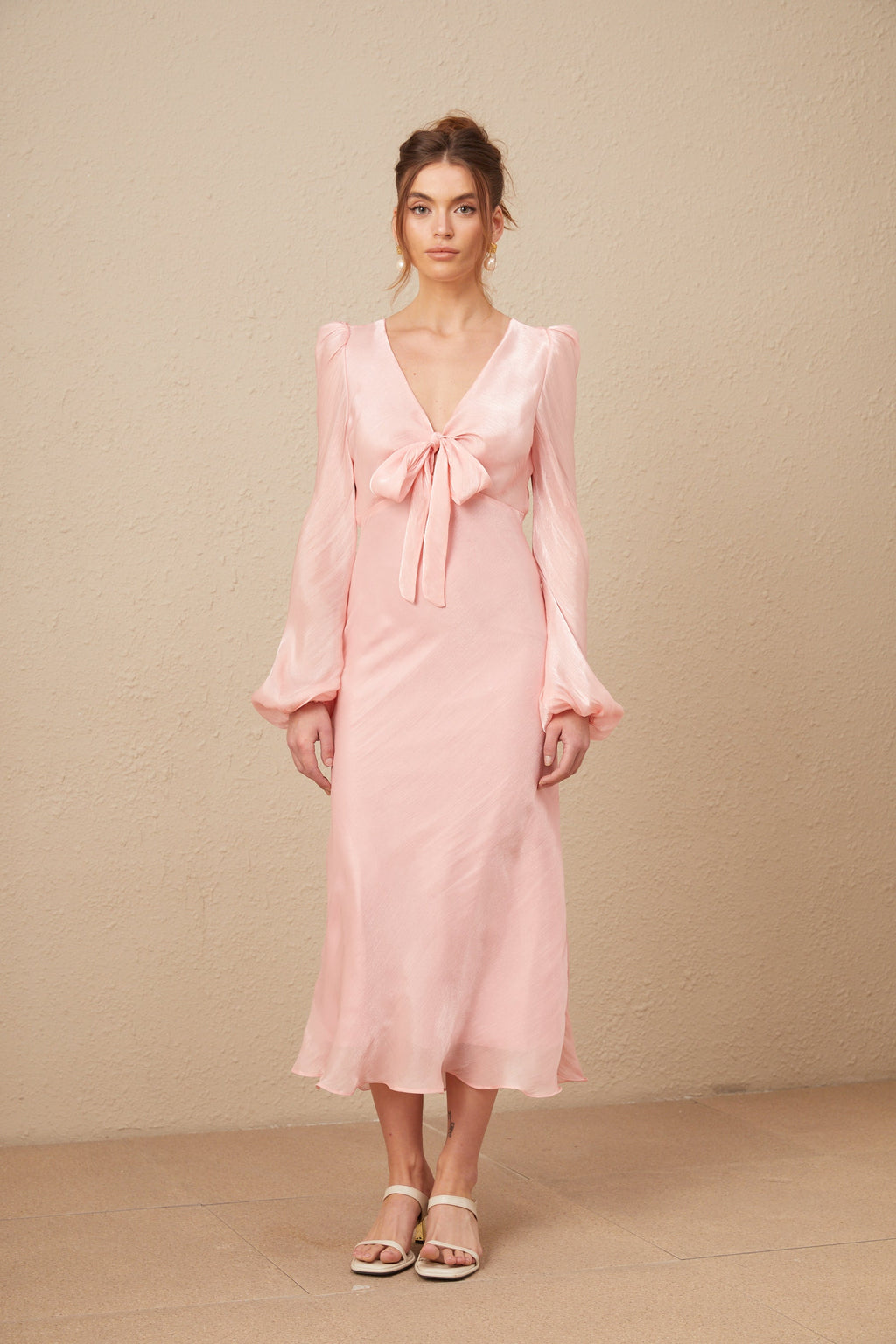 Sarah Pembe Kendinden Bağlamalı Şişkin Etek Uçlu Midi Elbise