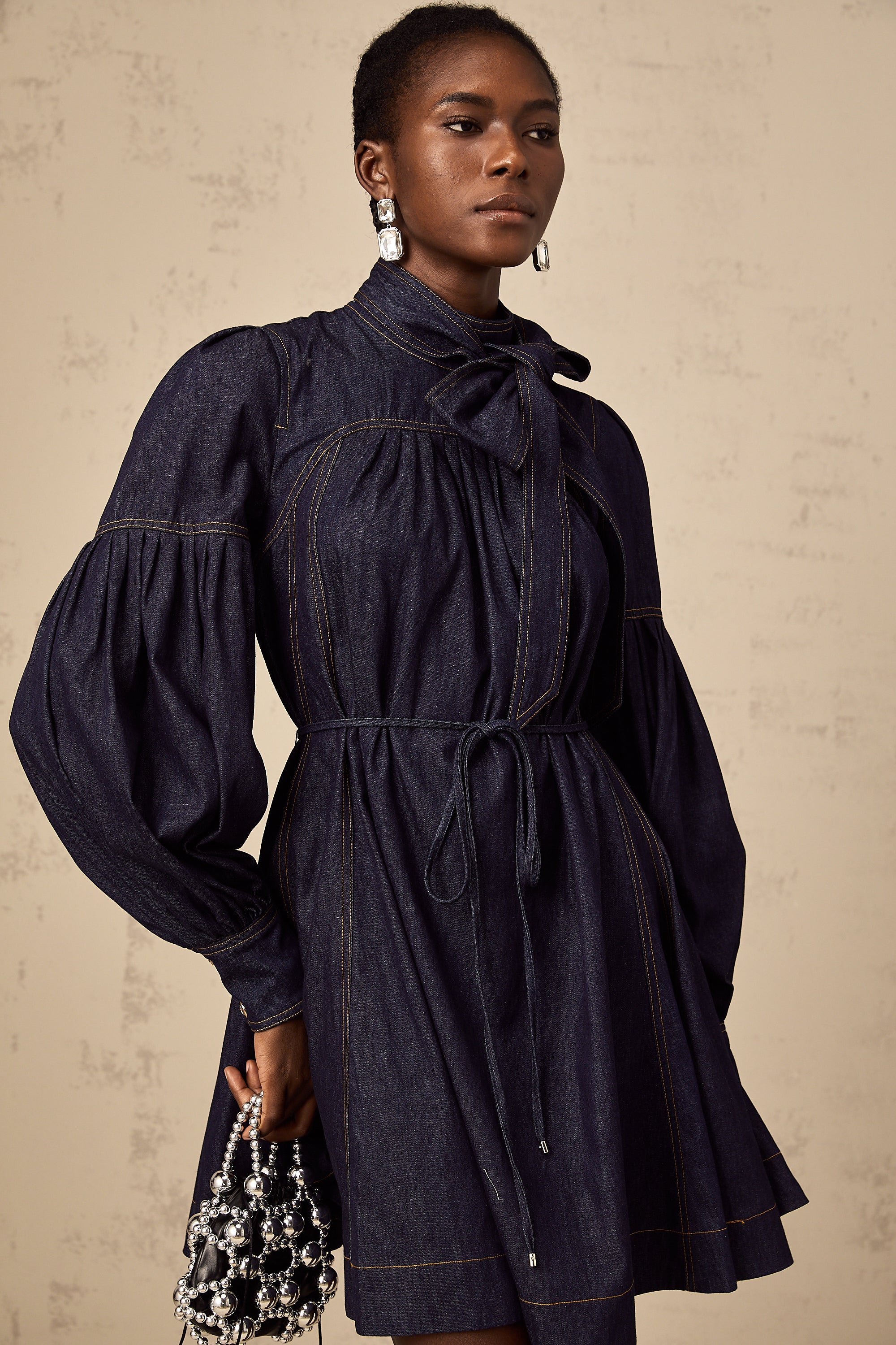 Mirabel koyu mavi kontrast dikişli denim mini elbise