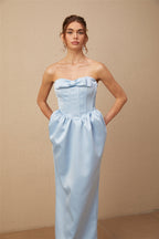 Sylvie mavi saten fiyonk detaylı omuzdan açık midi elbise