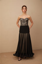 Pétunia siyah dantel volanlı maxi elbise