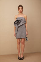 Gaia Gri Çiçek Aplikeli Pileli Mini Elbise