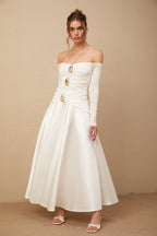 Nadine beyaz omuzdan açık panelli maxi elbise