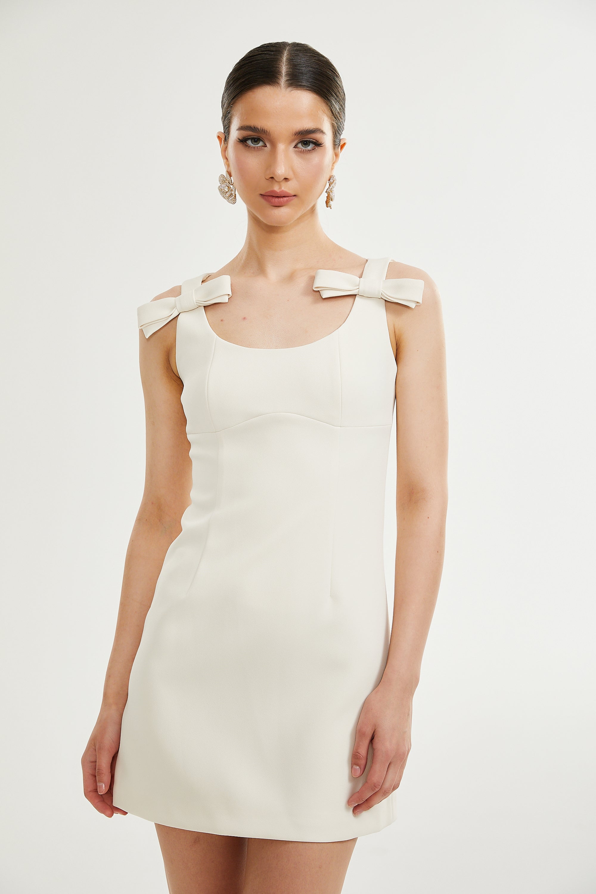 Ellica fiyonk mini elbise