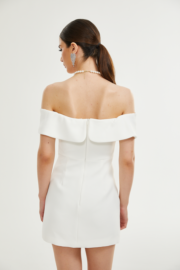 Victoire fiyonk detaylı mini elbise