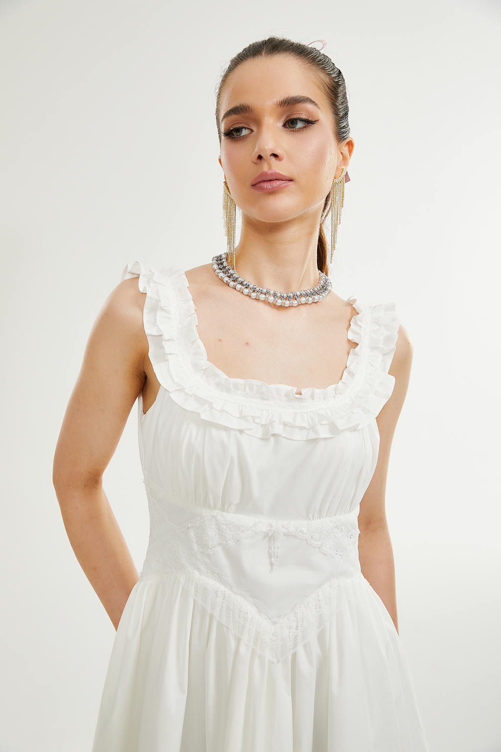 Nyala fırfır mini elbise