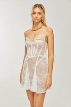Renéa dantelli mini elbise