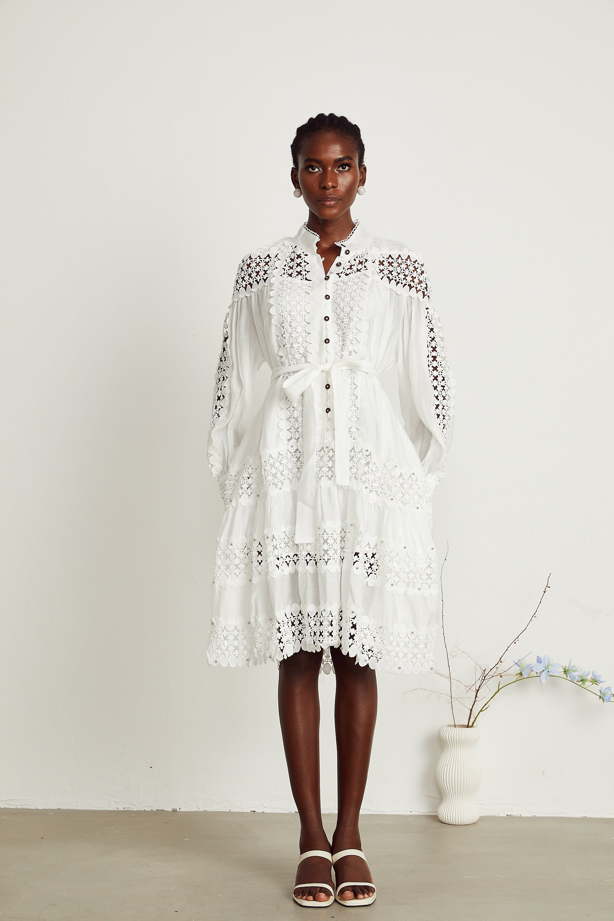 Gabriela dekolteli mini elbise